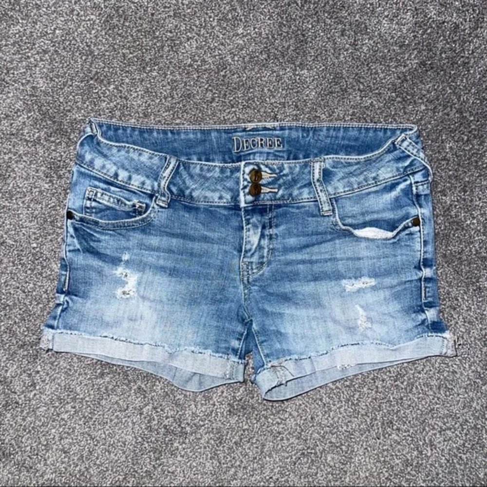 Decree Denim Distressed Shorts Girls Size 5 Light Wash